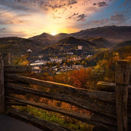 Blue Mist Villa Gatlinburg Exterior photo