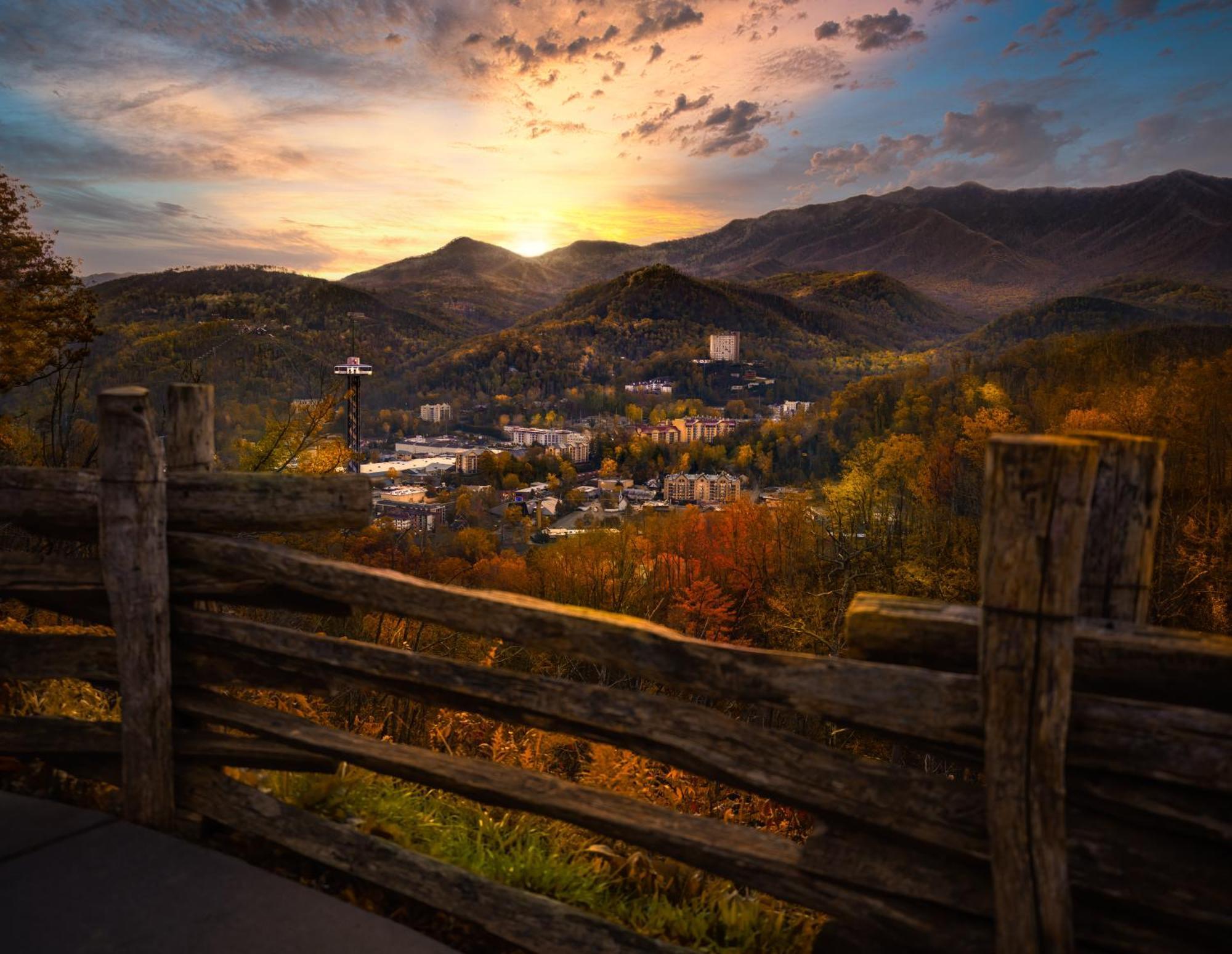 Blue Mist Villa Gatlinburg Exterior photo